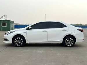 โตโยต้า โคโรลล่า ปี 2019 เครื่องยนต์คู่ <span class=keywords><strong>E</strong></span>+ <span class=keywords><strong>1.8</strong></span> รุ่นหรู <span class=keywords><strong>CVT</strong></span>, รถซีดานไฮบริดมือสอง, เทคโนโลยี PHEV แบบเสียบปลั๊ก & ชุดแต่งหรู - Product Image 3