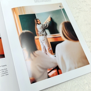 <span class=keywords><strong>Libro</strong></span> <span class=keywords><strong>de</strong></span> Papel <span class=keywords><strong>de</strong></span> Arte <span class=keywords><strong>de</strong></span> Alta Calidad con Encuadernación Perfecta a Todo Color y Laminación <span class=keywords><strong>de</strong></span> Película - Product Image 5