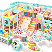 Aire de jeux intérieure pour enfants, thème Ville Pastel, avec piscine à balles, toboggan et structure d'escalade, équipement commercial et personnalisable pour usage domestique