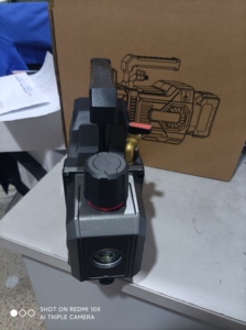 High Quality DC 18V Lithium <strong>Battery</strong> Operated Vacuum <strong>Pump</strong> - Product Image 5