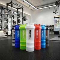 Bouteille de shaker à protéines en plastique écologique de grande capacité 500 ml, personnalisable, résistante à la corrosion, portable, compatible lave-vaisselle