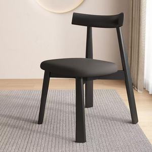 Meubles pour la maison et la salle à manger : Chaises de salle à manger modernes en cuir avec pieds en bois, vente en gros - Product Image 5