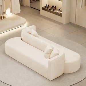 Canapé moderne à trois places, double face, <span class=keywords><strong>en</strong></span> forme <span class=keywords><strong>d</strong></span>'arc, avec revêtement <span class=keywords><strong>en</strong></span> <span class=keywords><strong>cuir</strong></span> synthétique et rembourrage <span class=keywords><strong>en</strong></span> coton, pour <span class=keywords><strong>salon</strong></span>, villa, appartement - Product Image 1