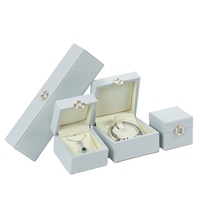 Bijoux en cuir PU personnalisés emballage cadeau élégant proposition bague collier exquis pendentif luxueux bracelet boucle d'oreille