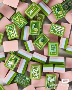 고급 휴대용 아크릴산 마작 타일 녹색 내구성 방수 2x2x2cm 포산산 엔터테인먼트 테이블 - Product Image 5