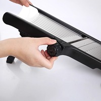 Mandoline manuelle réglable en acier inoxydable pour légumes, trancheuse et hachoir avec système de sécurité et support