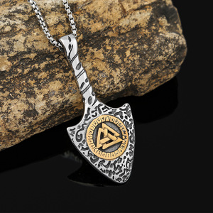 yunnique Pendentif Lance Runic Viking en Acier Inoxydable, Collier pour Homme Bicolore Or, Chaîne de Pull, Cadeau - Product Image 2