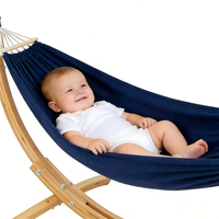 Produits de couchage portables pour bébés lit balançoire pour porter des bébés hamac en bois pour bébé avec support