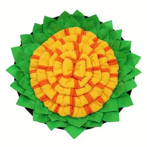 Tapis de Sniffing Interactif pour Chiens : Jouet Anti-Stress, Distributeur Lent de Friandises, Durable, Écologique, Gris – Encourage la Chasse Naturelle - Product Image 1