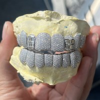 Grillz Classique Européen Américain en Argent 925, Pavé Complet de Moissanite, Design Circulaire Huit Cœurs et Flèches, Modèle Tendance TXYT034