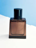 Botella de perfume de lujo personalizable de 30ml, 50ml, 100ml con espray para mujer, botella de vidrio en espray, botella de Perfume de vidrio con tapa magnética