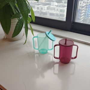 Elderly Care 350ml Spill-Proof PP Plastic <b>Sippy</b> <b>Cup</b> with Handle Non-Spill Feeding <b>Straw</b> <b>Cup</b> - Product Image 6