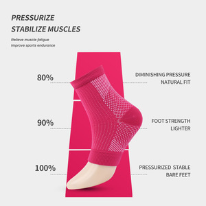 Chaussettes de compression mi-mollet en nylon pour la course, le soutien de la voûte plantaire et l'entraînement sportif - Product Image 5