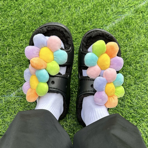 Vente en gros de décorations de chaussures stéréoscopiques 3D, accessoire de chaussures de tournesol, breloques de chaussures à fleurs - Product Image 2