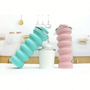 Bouteille d'eau pliable en silicone personnalisable avec logo, idéale pour le sport, la course, les voyages, le fitness, la randonnée et le camping, avec système de boisson directe. - Product Image 2