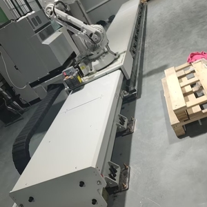 Riel de 7º Eje para Robot Totalmente Cerrado, Recorrido de 10m, Impermeable y a Prueba de Polvo, para Rectificado de Piezas Aeroespaciales, Aplicado con Cerramiento Completo - Product Image 2