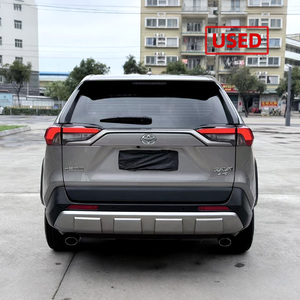 Toyota <span class=keywords><strong>RAV4</strong></span> d'<span class=keywords><strong>occasion</strong></span> très appréciée, modèle 2022, <span class=keywords><strong>essence</strong></span> 2.0, SUV, traction avant, 5 places - Product Image 2