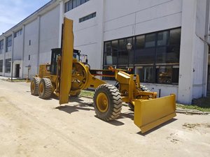 Niveleuse fabriquée aux États-Unis Niveleuse Caterpillar 140K avec lame avant EPA CE moteur CAT 140 140H 140K - Product Image 4