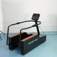 Machine de surf pour salle de sport commerciale, machine de simulation de surf cardio, équipement de salle de sport commercial, machine de surf artificielle