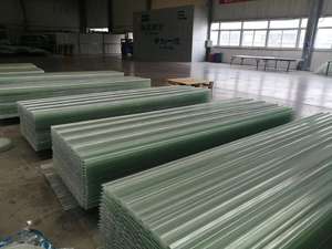 Panneau de <span class=keywords><strong>toiture</strong></span> en FRP ondulé transparent, <span class=keywords><strong>plaque</strong></span> de <span class=keywords><strong>toiture</strong></span> en GRP <span class=keywords><strong>pour</strong></span> la <span class=keywords><strong>toiture</strong></span> d'entrepôts - Product Image 2