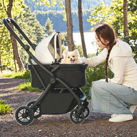 Siège d'auto pratique pour un seul chien Poussette pliable en aluminium pour animaux de compagnie avec panier détachable pour chien Conception séparée pour un voyage facile