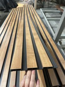 Vente en gros Panneau mural cannelé en bois WPC à moitié recouvert utilisé pour la décoration murale intérieure - Product Image 6