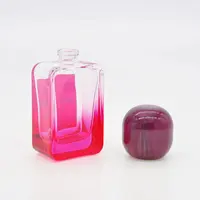 באיכות גבוהה ייחודי עיצוב יפה כיכר רוז אדום 30 ml זכוכית בושם בקבוק עם שרף כובע