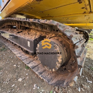 โครงการสะพานสีสันสดใสแบบดั้งเดิมของญี่ปุ่น รถขุดไฮดรอลิกแบบตีนตะขาบมือสอง โคมัตสึ PC 240 น้ำหนัก 24 ตัน - Product Image 6