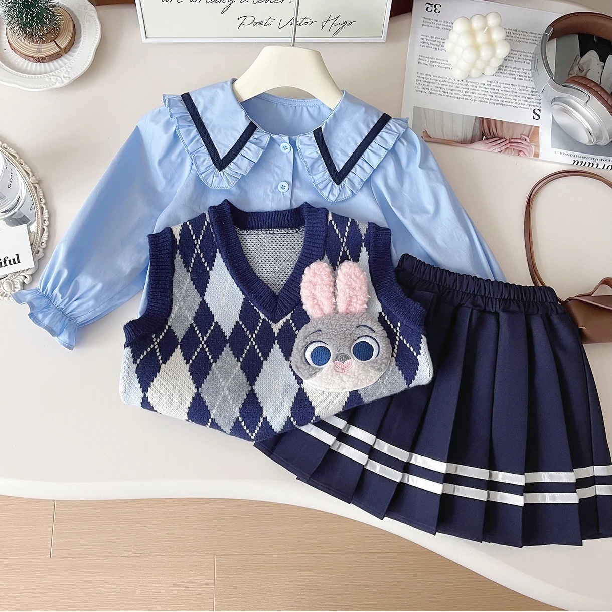 Cartoon three-piece set