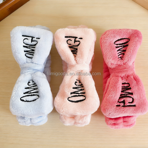 Fasce per capelli in peluche per lavaggio viso da ragazza, all'ingrosso, con <span class=keywords><strong>lettere</strong></span> OMG e fiocco, in pile corallo, per yoga e spa - Product Image 6