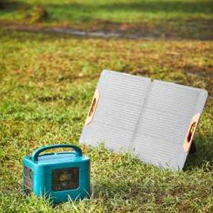 Panneau solaire pliable portable 100W 18V étanche pour le camping en extérieur - Product Image 2