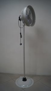 Ventilador de Pedestal Eléctrico Metálico de 18 Pulgadas, OEM/ODM, con 4 Aspas, 5 Niveles de Eficiencia Energética, para Uso Comercial/Industrial GAPIDF022 (KTS-1845) - Product Image 5