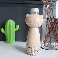 Bouteille de boisson en forme de chat en plastique jetable PET de 500ML nouveau type avec bouchon à vis en aluminium pour jus Soda café thé