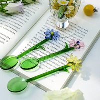 Cuillère artisanale en verre borosilicate motif marguerite, agitateur à café floral, cuillère à dessert, cuillère à mélanger mignonne en forme de fleur