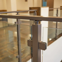 Rampe en verre trempé en acier inoxydable moderne avec balustrade pour balcon et terrasse d'escalier - Couleur personnalisable