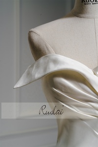 Ruolai ZD05080 robe de bal en <span class=keywords><strong>Satin</strong></span> Royal, robes de mariage sans manches avec cœur - Product Image 4