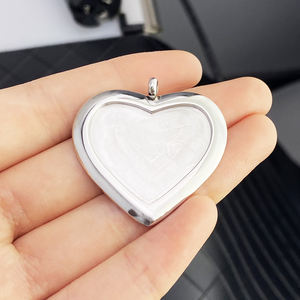 <span class=keywords><strong>Pendentif</strong></span> cadre <span class=keywords><strong>photo</strong></span> <span class=keywords><strong>coeur</strong></span> personnalisé en acier inoxydable pour collier - Product Image 5