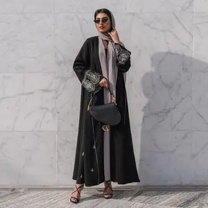 Venta M islámico bordado Abaya Kaftan vestido OEM servicio Abya Dubai mujer musulmana vestido OEM servicio Abaya con Hijab