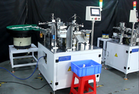 Machines d'assemblage automatiques d'anneau en forme de O avec alimentation de bol vibrant