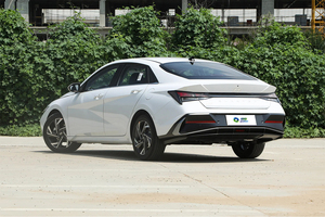 <span class=keywords><strong>Elantra</strong></span> <span class=keywords><strong>2022</strong></span> 1.5L CVT LUX Usado, Edición Premium, Compacto, Gasolina, Volante a la Izquierda, Transmisión Manual de Cuero - Product Image 2