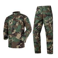 Ensemble uniforme tactique camouflage pour homme en polyester/coton Rip-Stop avec genouillères renforcées et poignets ajustables pour la randonnée et le travail en extérieur