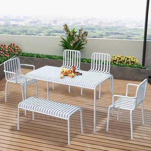 Muebles minimalistas de alta calidad con hermosos detalles metálicos, juego de <span class=keywords><strong>mesa</strong></span> <span class=keywords><strong>y</strong></span> <span class=keywords><strong>sillas</strong></span> para <span class=keywords><strong>jardín</strong></span>, restaurante o <span class=keywords><strong>terraza</strong></span>. - Product Image 2
