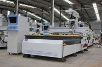 Machine de gravure CNC 3 axes Mach3 haute précision 1300*2500mm pour le travail du bois, avec roulement NC Studio et broche 9KW