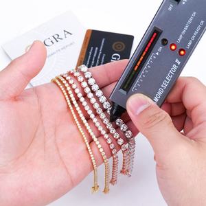 Grand stock de bijoux brillants, bijoux fins, bracelet tennis en moissanite pour hommes et femmes, classique, glacé, chaîne en argent 925 plaqué or, troisième - Product Image 4