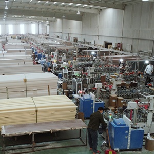 Linyi gỗ hiện đại Composite rãnh tấm nhà đá phiến tường WPC Bảng điều khiển cho phòng khách và thương mại sử dụng - Product Image 2