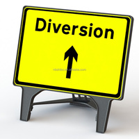 Réfléchissant en plastique directionnel route rétrécit droite travaux routiers panneau d'avertissement de sécurité portable affichage cônes de signalisation conseil