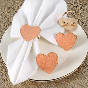 Neue Valentinstag Metall beschichtung Rosa Liebe Herz Servietten ring Hotel Tisch Western Restaurant Servietten schnalle Großhandel - Product Image 6