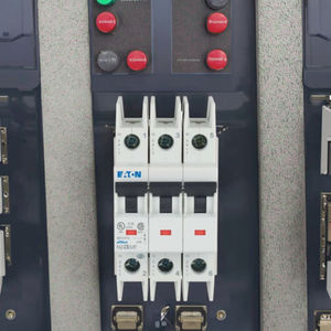 EATON Muller FAZ Serie 8 A3P Miniatur-Leistungs schalter Industrielle Steuerung Elektrischer Schalter - Product Image 4