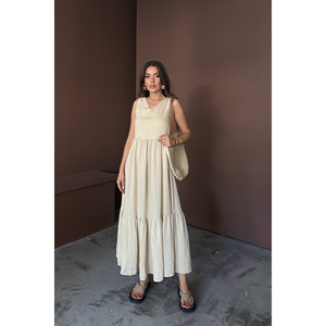 Robe de mariée beige ample avec ourlet à volants et détail à nouer dans le dos - Product Image 6