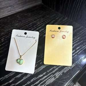 Cartoncini per <span class=keywords><strong>Gioielli</strong></span> 6x9 cm con Superficie Texturizzata, per Collane e Orecchini, Personalizzabili con Logo, Vendita all'Ingrosso - Product Image 3